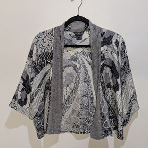 Citron Santa Monica Black White Silk Floral  Patterned Kimono Shrug Size PXS